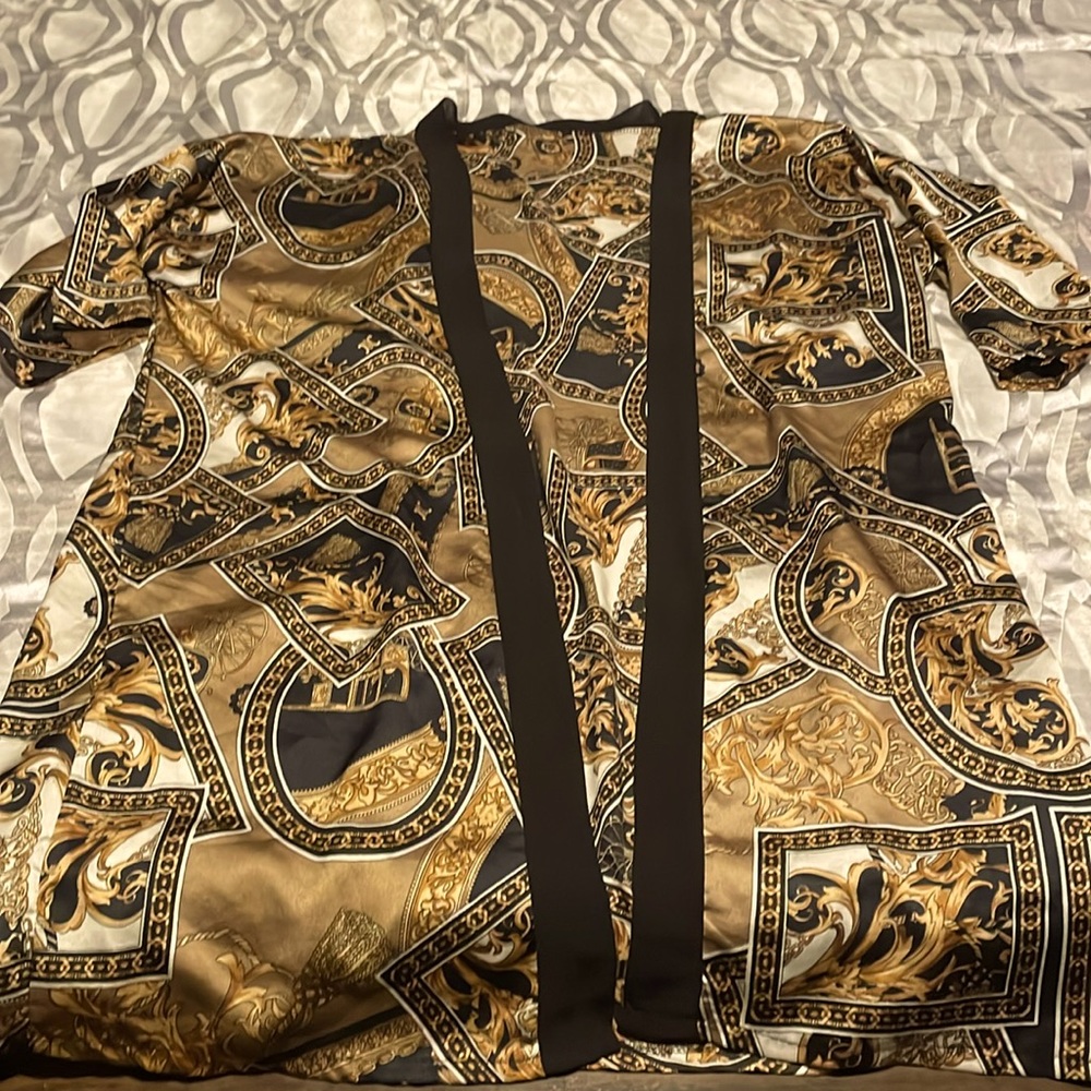 Women’s cover up